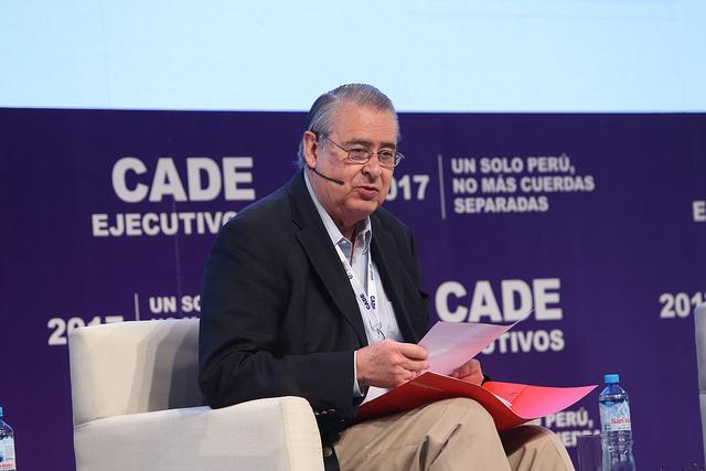 El presidente de la Asociación Civil Transparencia, Allan Wagner, indicó que el 70% del gasto en las campañas electorales va a publicidad. (Foto: CADE 2017)