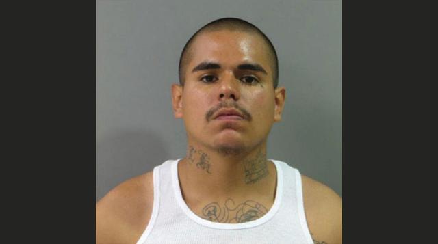 Luis Macedo. Es buscado por su presunta participación en la muerte de un menor de 15 años en Chicago, Illinois, el primero de mayo del 2009. La víctima fue brutalmente golpeada y disparada por miembros de la pandilla Latin Kings, después de que el menor s