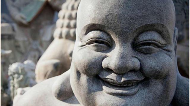 FOTO 10 | Buda, el fundador del budismo no era gordo como normalmente es dibujado. Las estatuas de un gordo y risueño Buda son en realidad representaciones de los monjes budistas.