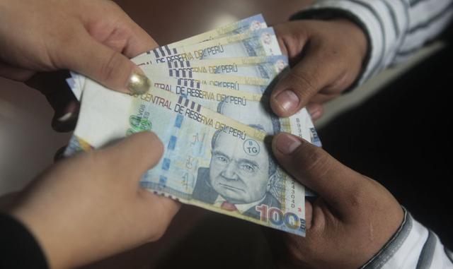 FOTO 2 | En este caso equivale a 1.5 sueldos por año de servicios, o 1.5 sueldos por meses faltantes para que concluya el contrato, en caso de contrato a plazo fijo, en ambos casos con un tope de 12 sueldos mensuales.