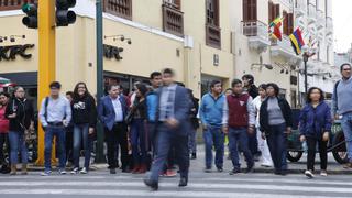 Expectativas de empresarios mejoran ligeramente, tras ingreso de Vizcarra