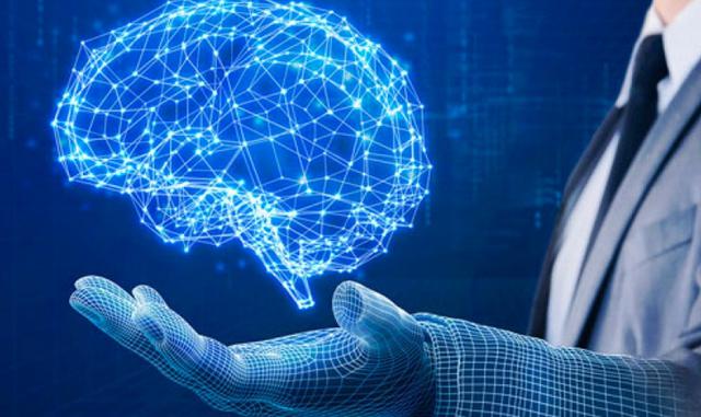 FOTO 4 | Inteligencia artificial en la nube. Hacer que las herramientas de aprendizaje automático estén disponibles a través de los servicios en la nube podría llevar la inteligencia artificial a todos los rincones del mundo. Actualmente, solo un número reducido de grandes empresas se benefician de esta tecnología.

Las herramientas de aprendizaje automático en la nube están acercando la inteligencia artificial a compañías pequeñas, más allá de Google o Amazon. Aunque son las mismas que impulsan su democratización. De momento, Amazon domina la IA de la nube con su filial AWS. Google lo desafía con TensorFlow, una biblioteca de código abierto de inteligencia artificial que se puede utilizar para personalizar software de aprendizaje automático. Y hace poco, el gigante de las búsquedas presentó Cloud AutoML, un conjunto de sistemas preentrenados que podrían hacer que la inteligencia artificial sea más fácil de utilizar. Microsoft también tiene su propia plataforma en la nube, Azure. La empresa está colaborando con Amazon para ofrecer Gluon, una biblioteca de código abierto de aprendizaje profundo.

No está claro cuál de ellas se convertirá en el líder de la oferta de servicios de IA en la nube pero, según los expertos, gane quien gane, tendrá una enorme oportunidad de negocio cuando el uso de la IA se expanda por otros sectores de la economía, como la producción energética o la medicina.