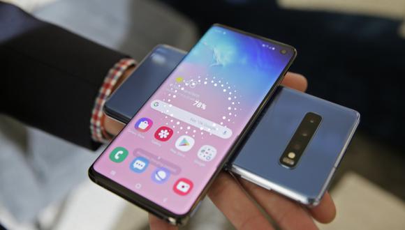 Cabe recordar que los Samsung Galaxy S10 estarán disponibles al público desde el próximo 8 de marzo y estarán a un precio al público desde los 749 dólares. (Foto: AP)