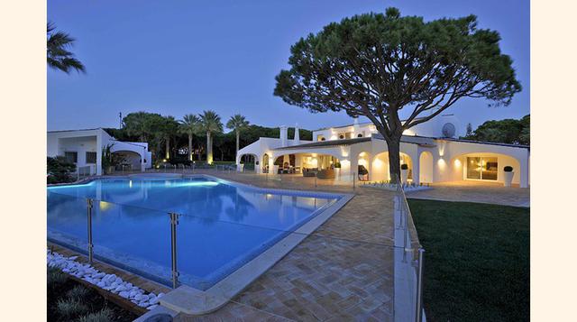 Senna es considerado por muchos expertos el mejor piloto de F1 de la historia. El brasileño pasó a ser una leyenda y símbolo del deporte luego de su trágica muerte en el Gp de San Marino de 1994. (Foto: Megaricos)