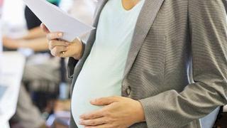 Congreso aprobó extender licencia por maternidad de trabajadoras de 90 a 98 días