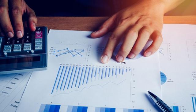 FOTO 11 | 11. INFORMES INTERNACIONALES
■ Metodología. Éstos permiten obtener información de tipo comercial, financiera, evaluación de riesgos, etc., de sociedades de los siguientes países: Alemania, Andorra, Bélgica, Francia, Gran Bretaña, Holanda, Irlanda, Italia, Luxemburgo, Mónaco, Portugal o San Marino.

 ■ Para qué sirven. De esta forma, si estás pensando en exportar a alguno de estos países, podrás hacerte una idea de cómo le ha ido a la competencia, y en base a ello, tomar tus propias decisiones. Además, ten en cuenta que muchas de las acciones de los competidores en otros países pueden llegar a realizarse también aquí.