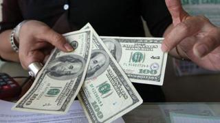 Dólar registró su mayor baja porcentual diaria en casi cuatro meses