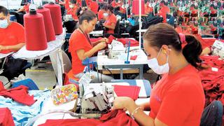 OIT: Mujeres siguen en desventaja laboral frente a los hombres