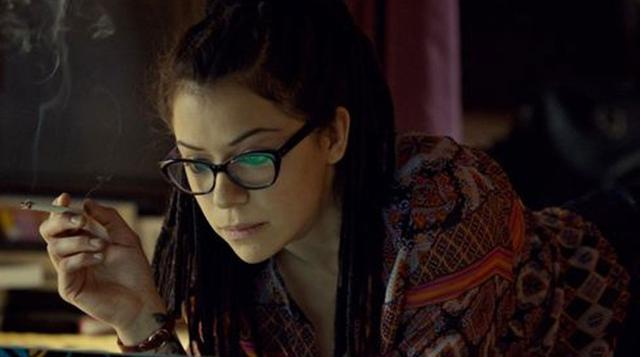 Cosima Niehaus. Los dreads y el look hippie de Cosima no deben confundirlo, ella es la más lista de las clones. Cosima es la científica del grupo, una genetista bisexual y bohemia que descubrirá claves importantes sobre el proceso de clonación que las cre