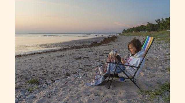 Suecia. Esta nación tiene una población cercana a los diez millones de habitantes, los cuales leen un promedio de 6.9 horas a la semana. (Foto: Getty)