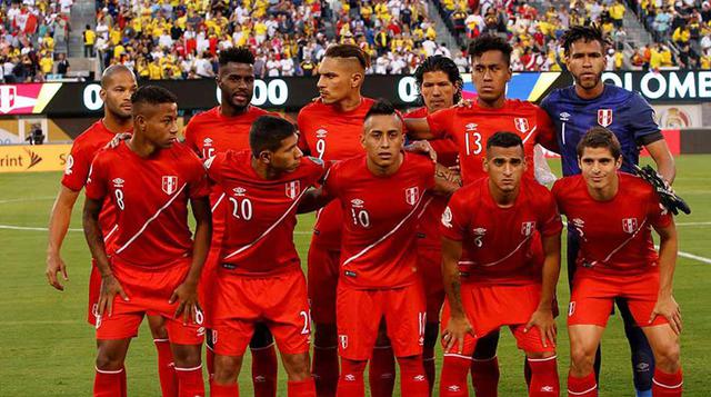 Selección de fútbol del Perú. Su organización está a cargo de la Federación Peruana de Fútbol, la cual es miembro de la Confederación Sudamericana de Fútbol. Su debut se produjo el 1 de noviembre de 1927 ante la selección de Uruguay en el Campeonato Sudam