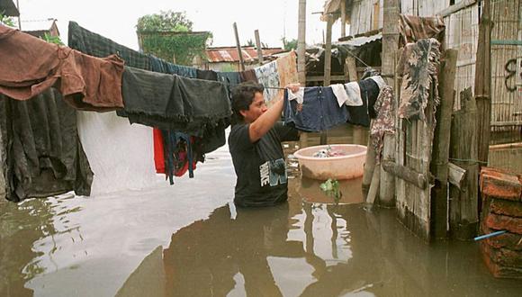 Ecuador afronta una fuerte época lluviosa que desde enero deja unos 100 fallecidos -incluidos 65 a causa de un deslave que cubrió una zona en la que había 209 viviendas-. (Foto: Gonzalo Guevarra / AFP)