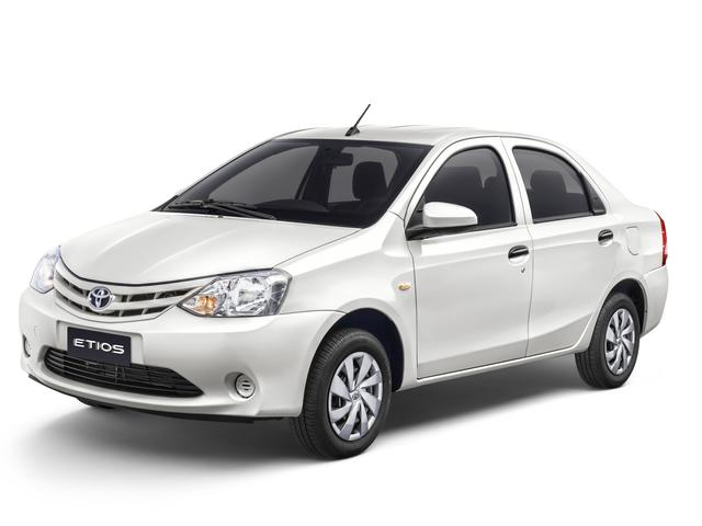Toyota Etios. Se estima que hay 3,445 unidades en las pistas locales. Este auto está equipado con un motor de 1.5 litros que brinda 101.9 HP de potencia. Cuenta con certificación Euro5 del nivel de emisiones. (Foto: Difusión)