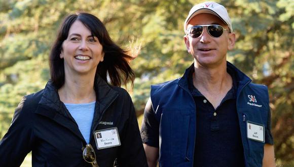 MacKenzie Bezos prometió destinar la mitad de su fortuna de US$ 36.000 millones a la caridad. (Foto: AFP)