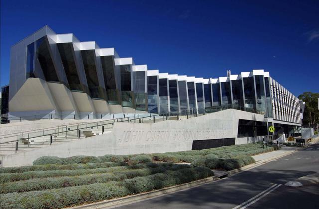 FOTO 20 | Universidad Nacional Australiana (ANU, por sus siglas en inglés), Australia. Ubicada en Canberra, ANU es la institución australiana mejor clasificada y un centro líder en educación e investigación. Estudiantes: Más de 14,400.