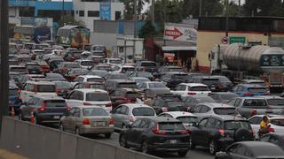 Panamericana Sur: gran congestión vehicular en peaje de Lurín para salir de Lima