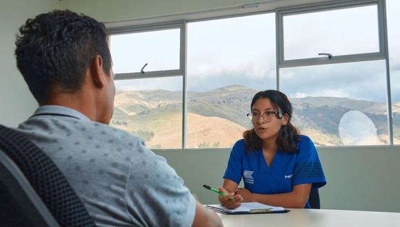 Colegio de Psicólogos del Perú explicó que establecerán mecanismos para que estudiantes de Psicología que están a poco de terminar la carrera puedan obtener la colegiatura. (Foto: Andina)