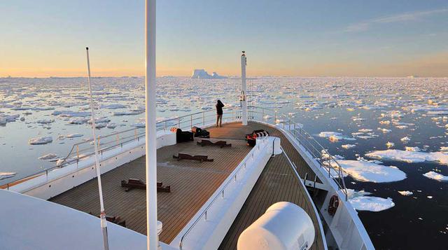 Una leyenda renace: Luego de dos años de remodelaciones en el astillero holandés Icon Yachts, la nave fue transformada en un rompehielos boutique para 26 pasajeros. A bordo, cuenta con un spa balinés, un enorme Jacuzzi al aire libre con protección para la