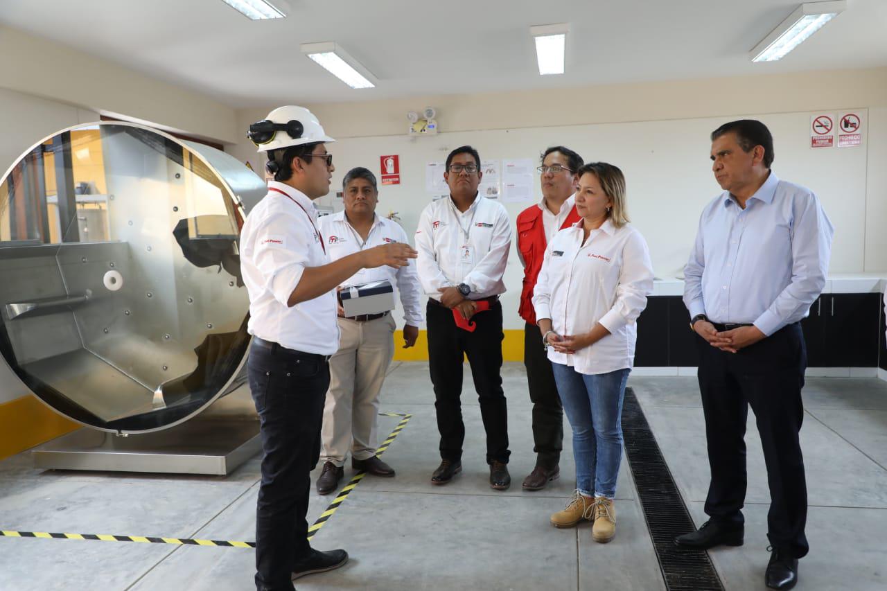 La ministra barrios anunció la culminación de obras en La Libertad. (Foto: Difusión)
