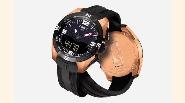 Tissot T Touch Expert Solar Edición NBA. Realizado en conmemoración del acuerdo alcanzado con la primera liga de baloncesto del mundo. Es la versión más avanzada del famoso reloj táctil de Tissot, realizado en titanio (45 mm de diámetro) y con grabado esp