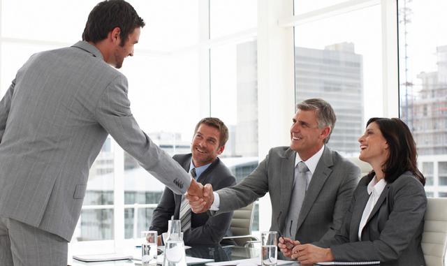 7. ¿Cuántos candidatos están entrevistando?