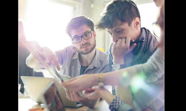 Fotos 4 | Ejercicio 4: Tolerancia al conflicto. Recuerda una conversación complicada que hayas mantenido recientemente. ¿Cuánto duró? La respuesta te dará una pista sobre tu nivel de tolerancia ante el desequilibrio. ¿Qué haces cuando te sientes abrumado 
