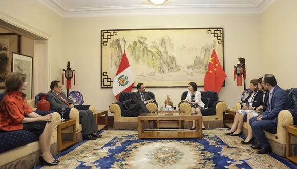 La estrecha relación entre Perú y China escapa del ámbito estrictamente comercial, señala el ministro Vásquez.