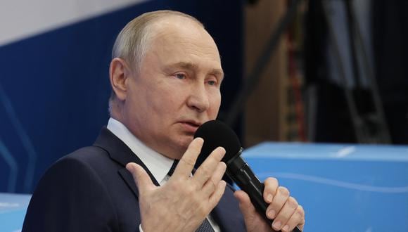 El presidente ruso Vladimir Putin. (Foto de Mikhail KLIMENTYEV / POOL / AFP)