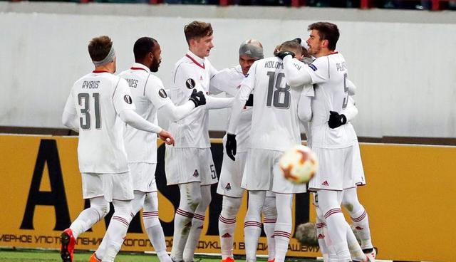 FOTO 30| Lokomotiv de Moscú es vestido por Under Armour.