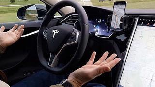 Una cuestión de vida o muerte para los reguladores: ¿Es seguro el piloto automático de Tesla?