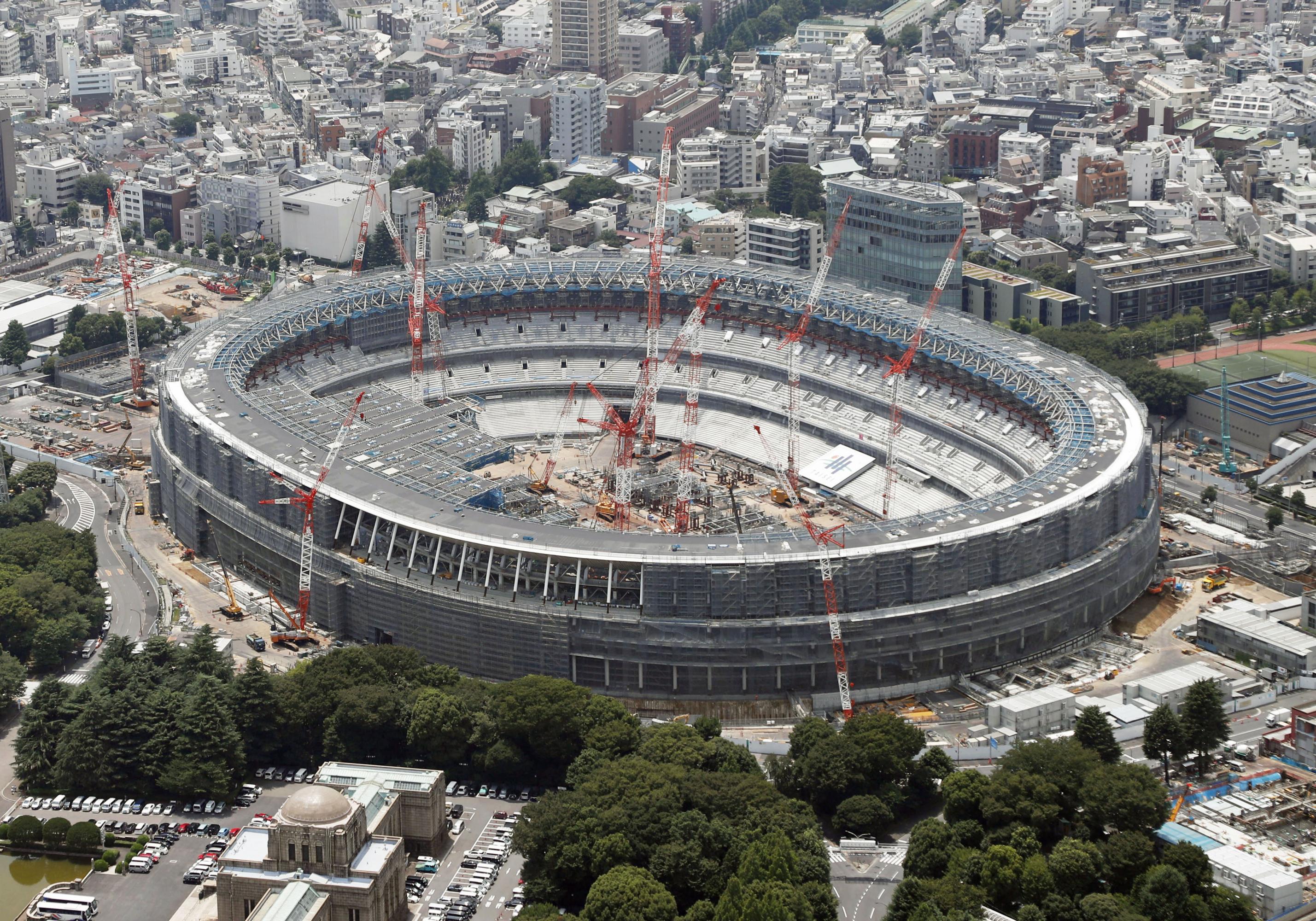 El nuevo Estadio Nacional de Japón en construcción para los Juegos Olímpicos de 2020 en Tokio. (Foto: AP)