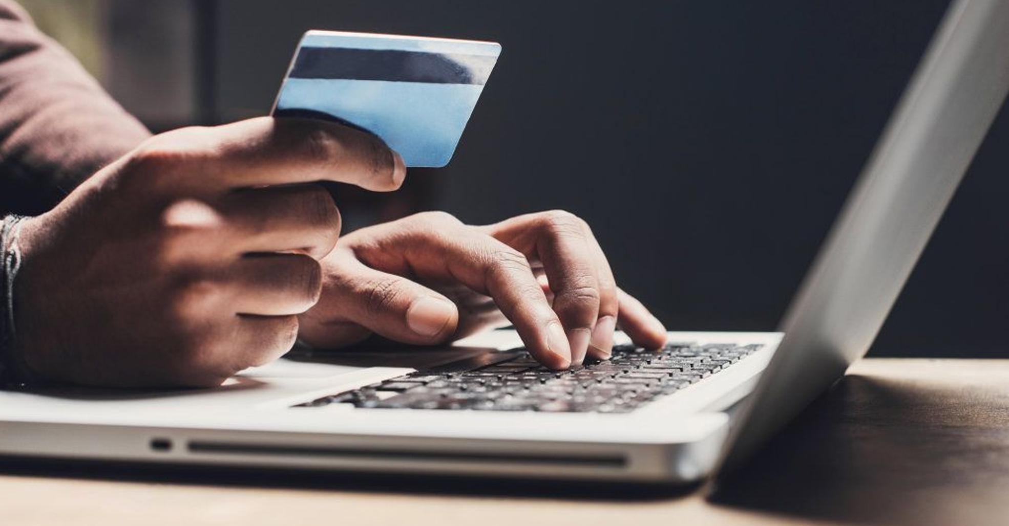 FOTO |  ¿Cómo evitar los consumos fraudulentos? (Foto: iStock)