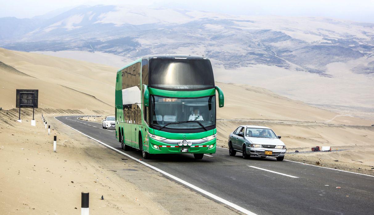Algunas empresas de transporte han dejado de ofrecer viajes hacia las regiones del sur, otras afrontan dificultades para trasladarse por las carreteras. (Difusión)