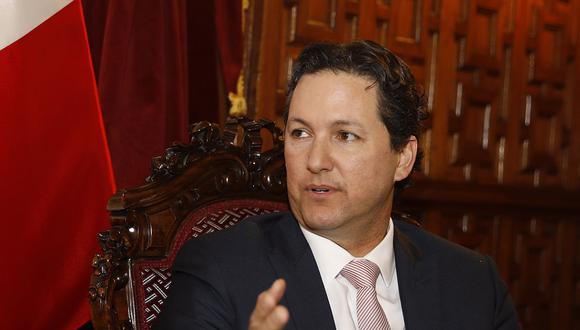 El presidente del Congreso, Daniel Salaverry, evitó opinar si es que la cuestión de confianza planteada por Martín Vizcarra es "golpista". (Foto: USI)