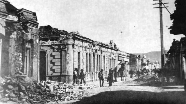 FOTO 6 | 9 de diciembre de 1950: La ciudad chilena de Antofagasta sufre un movimiento telúrico con magnitud 8,2, sin registros del número de víctimas mortales.