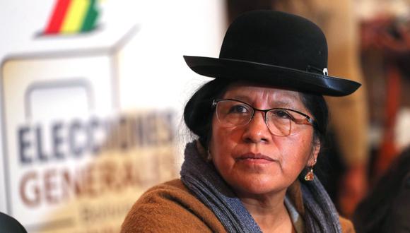 La expresidenta del Tribunal Supremo Electoral, María Choque, fue detenida por las autoridades de Bolivia vestida de hombre . EFE/Martín Alipaz/ARCHIVO