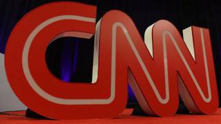 CNN despide a tres empleados que fueron a trabajar sin haber sido vacunados contra el COVID-19