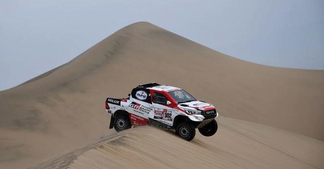 FOTO 6 | Las empinadas dunas del desierto peruano fueron la última tierra que pisó la caravana del Dakar tras haber recorrido durante once años consecutivos Argentina, Chile, Bolivia y Paraguay, además de Perú. (Foto: AFP)
