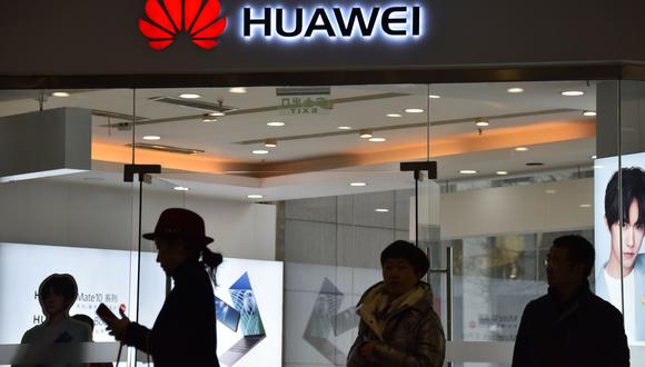"Intentar eliminar las actividades de Huawei no ayudará a Estados Unidos a conseguir una supremacía tecnológica", dijo un funcionario chino. (Foto: AFP)