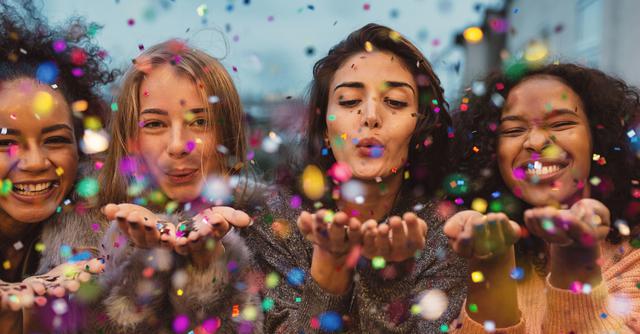 FOTO 5 | Valoran las actividades recreativas, horarios flexibles, integración en los equipos de trabajo, entre otros formatos no tradicionales. (Foto: iStock)