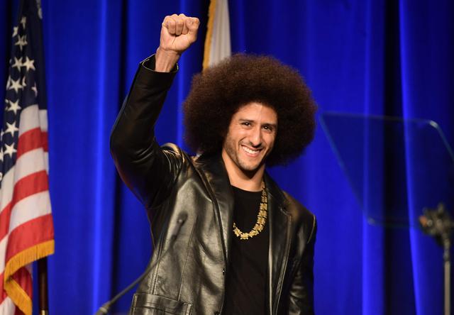 Kaepernick ha sido considerado símbolo de la lucha antiracismo en el mundo deportivo. (Foto: AFP)