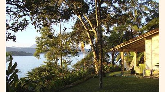 Casa do Pescador (Paraty, Rio de Janeiro, Brazil). Por unos US$ 2,500 a la semana, cuatro personas pueden quedarse aquí. (Foto: theguardian)