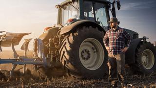 Agricultores de EE.UU. aumentan área de siembra de maíz; reducen superficie de soja