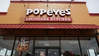 Popeyes habría rechazado otra oferta de compra antes de acordar con dueña de Burger King
