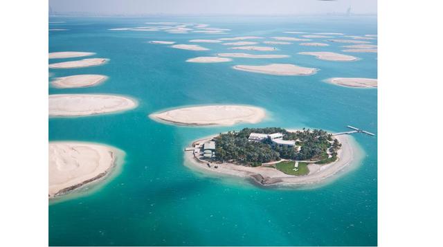 En la costa de Dubai una de estas islas aún en desarrollo le costaría US$ 16 millones. En total, incluiría 11.6 hectáreas con gran potencial para construir resorts o villas privadas. (Foto: businessinsider)