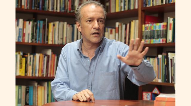 El candidato a la Presidencia por Solidaridad Nacional es Hernando Guerra García, y a las vicepresidencia José Luna (Unión Por El Perú) y Gustavo Rondón (Solidaridad Nacional).