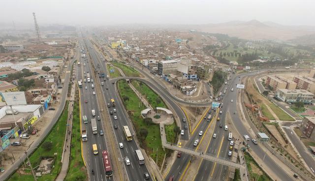 FOTO 10 | En la actualidad, el intercambio vial ha logrado la recuperación de la calzada de la Av. Alipio Ponce gracias al cambio total del asfalto. Se culminó en enero del 2014.