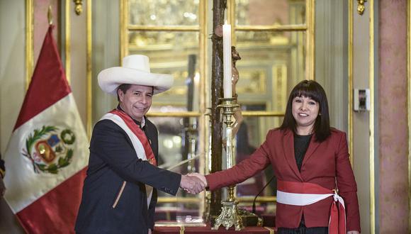 Mirtha Vásquez juró la noche del miércoles como nueva primera ministra en reemplazo de Guido Bellido. (Presidencia)