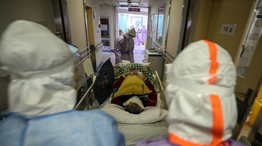 El presidente de Chile, el conservador Sebastián Piñera, informó este lunes que cerrará las fronteras para evitar la expansión del contagio por el nuevo coronavirus. Imagen de un hospital en China. (AFP/Referencial).