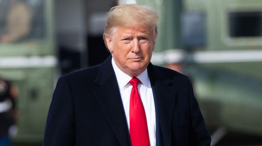 Los demócratas, que tienen 47 votos en el Senado frente a 53 de los republicanos, necesitan por lo menos cuatro votos oficialistas para prolongar el proceso contra Donald Trump con la presentación de testigos.. (Photo by SAUL LOEB / AFP)